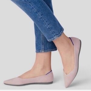 Rothy’s Light Pink Pointed Toe Ballet
Flats. Women’s Size: 8.5